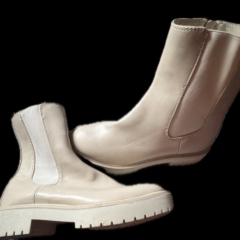 Women’s boots